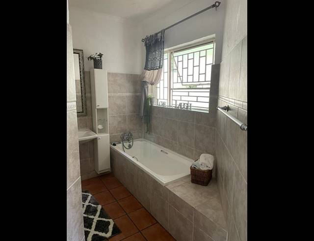 4 BEDROOM HOUSE FOR SALE IN MULLERSRUST